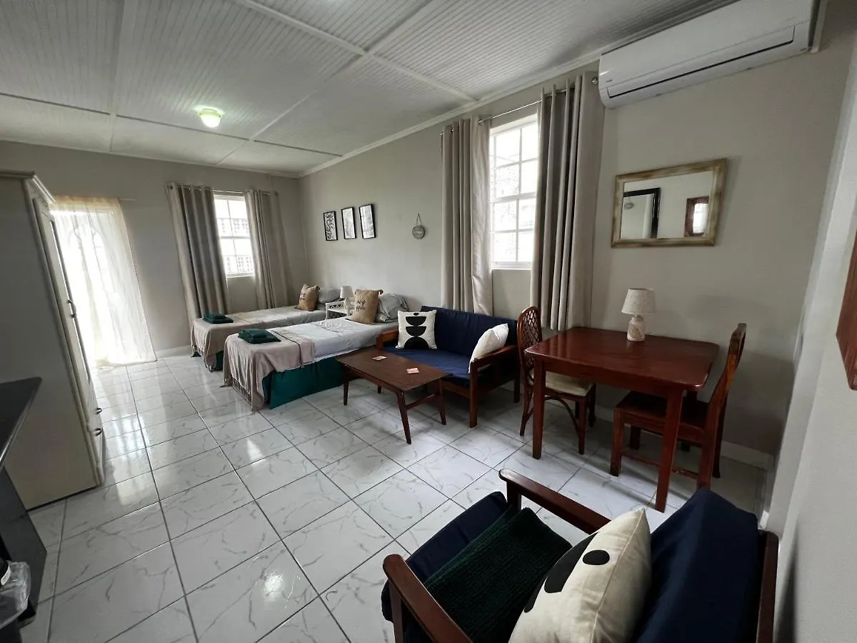 Home On The Hill Christ Church Apartment